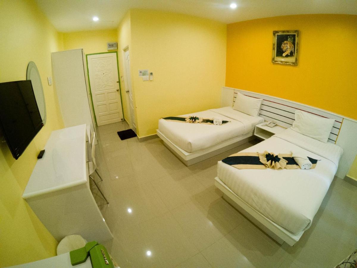 Holland Resort Phuket Exteriör bild