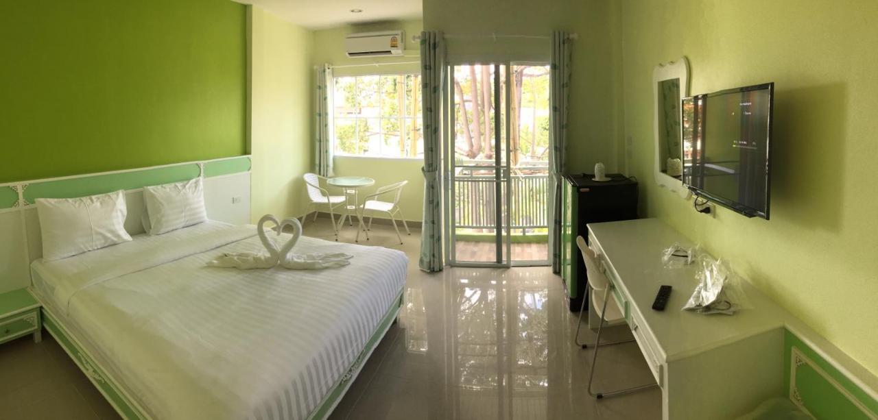 Holland Resort Phuket Exteriör bild