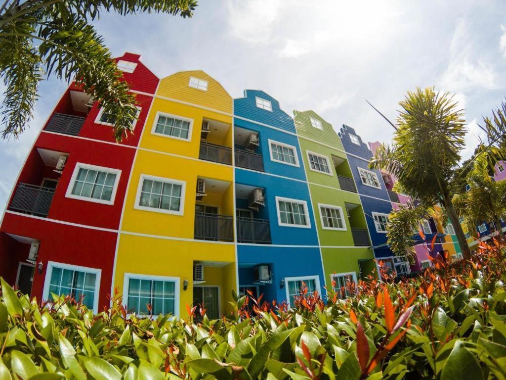 Holland Resort Phuket Exteriör bild