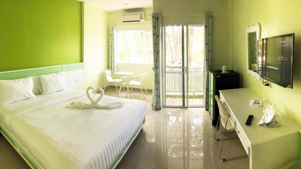 Holland Resort Phuket Exteriör bild