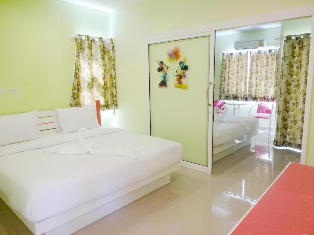 Holland Resort Phuket Exteriör bild