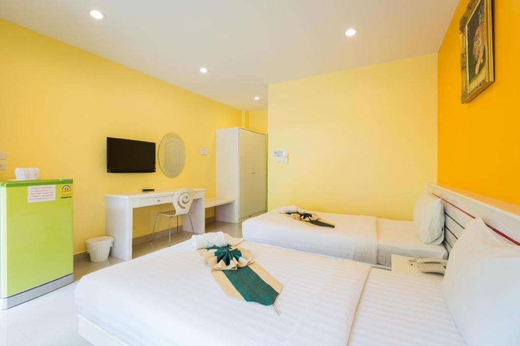 Holland Resort Phuket Exteriör bild