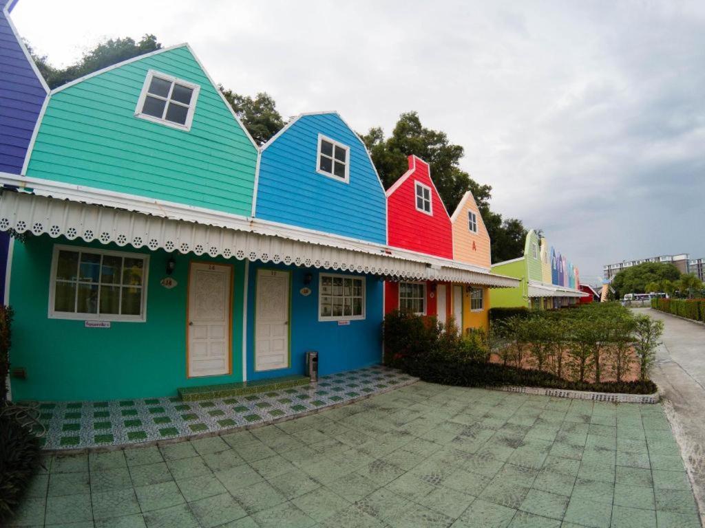 Holland Resort Phuket Exteriör bild