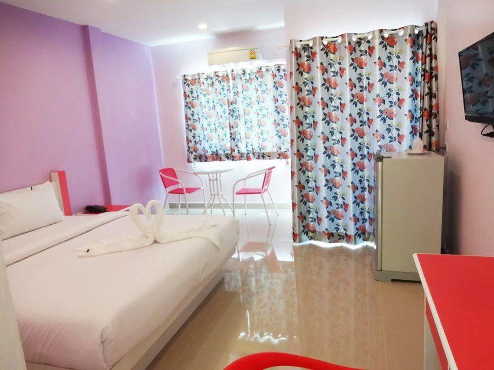 Holland Resort Phuket Exteriör bild